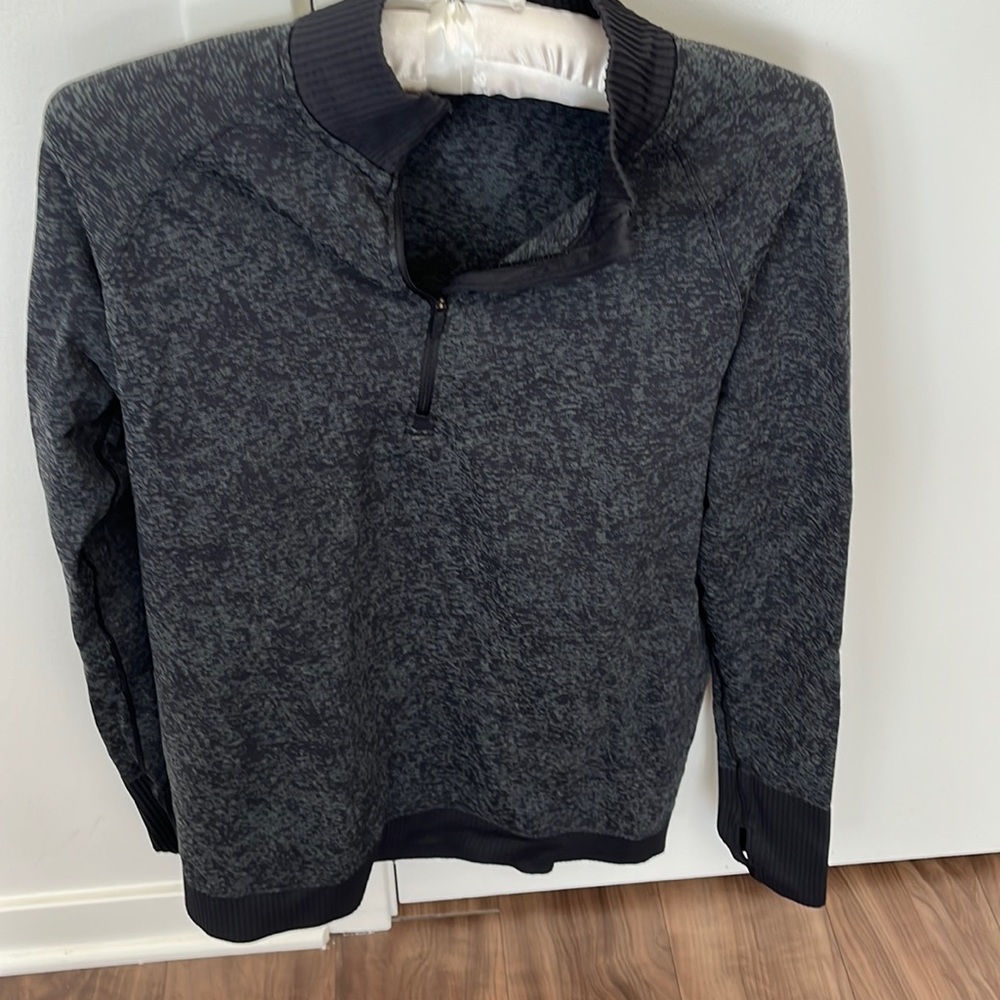 Lululemon half zip